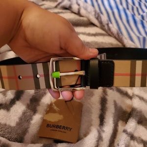 Burberry belt